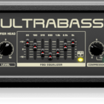 Amplificador de Bajo BXD3000H BEHRINGER 3000W clase D con EQ 7 bandas y compresor | Techpro